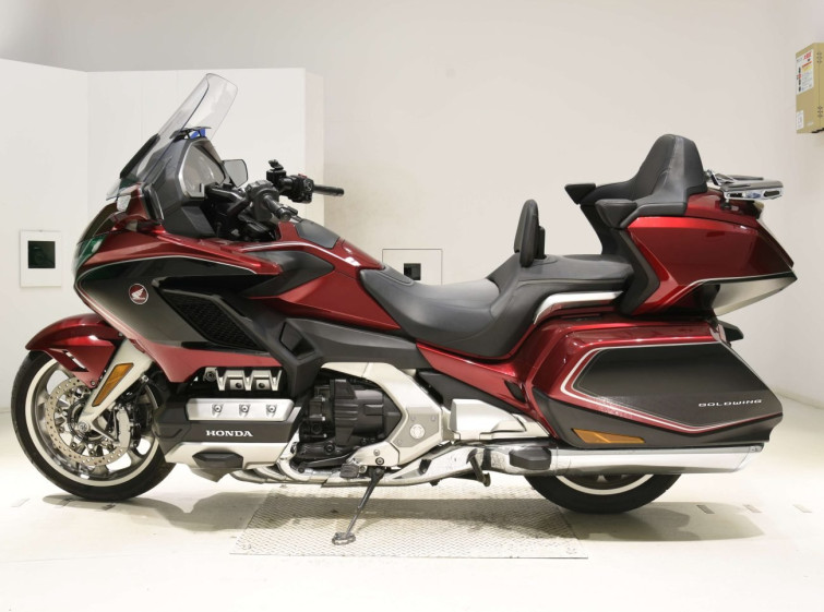 Мотоцикл Honda GL1800 TOUR с пробегом 22253 km с пробегом 22253 km