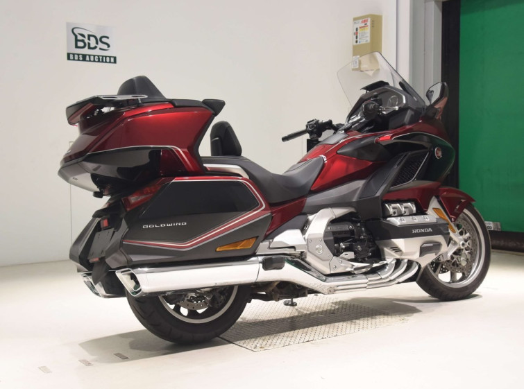 Мотоцикл Honda GL1800 TOUR с пробегом 22253 km с пробегом 22253 km