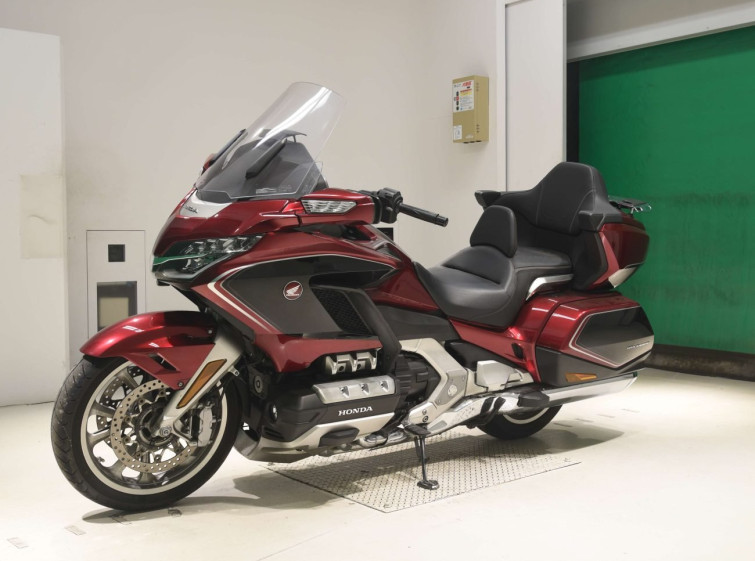 Мотоцикл Honda GL1800 TOUR с пробегом 22253 km с пробегом 22253 km