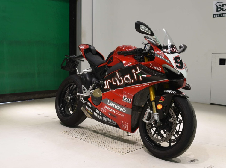 Мотоцикл Ducati PANIGALE V4 з пробігом 20776 km з пробігом 20776 km