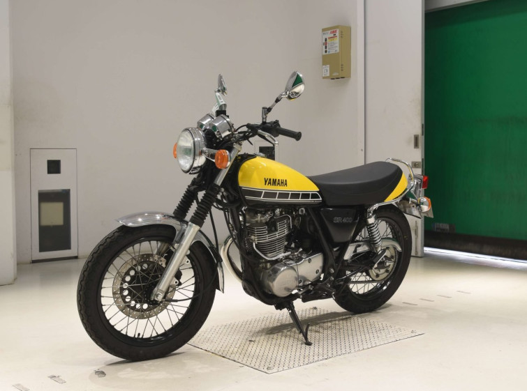 Мотоцикл Yamaha SR400 с пробегом 11051 km с пробегом 11051 km