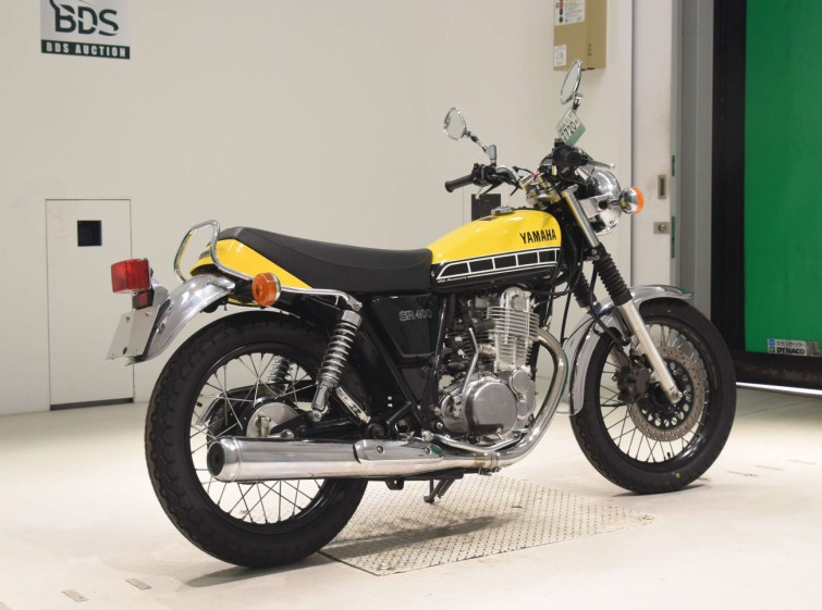 Мотоцикл Yamaha SR400 с пробегом 11051 km с пробегом 11051 km