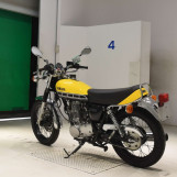 Мотоцикл Yamaha SR400 с пробегом 11051 km с пробегом 11051 km