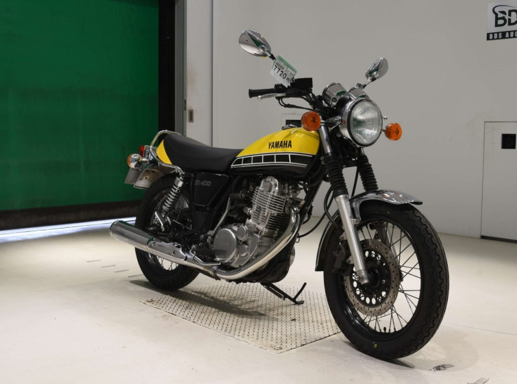 Мотоцикл Yamaha SR400 с пробегом 11051 km с пробегом 11051 km