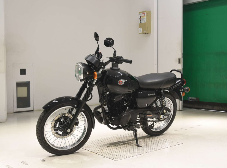 Мотоцикл Kawasaki з пробігом 8723 km з пробігом 8723 km