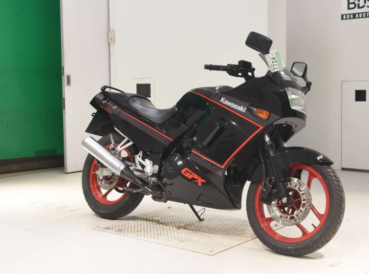 Мотоцикл Kawasaki GPX250R з пробігом 7 km з пробігом 7 km