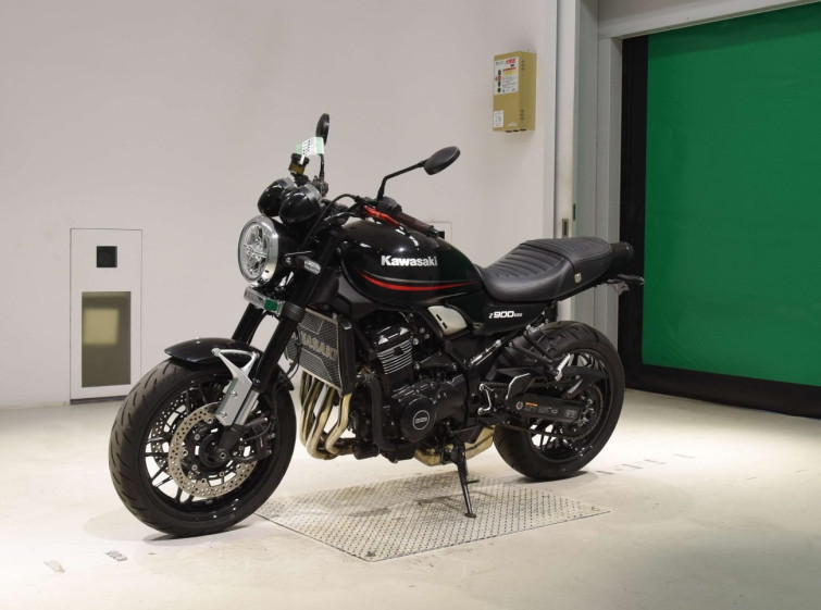 Мотоцикл Kawasaki Z900RS з пробігом 5642 km з пробігом 5642 km