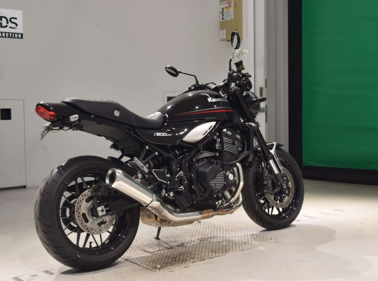 Мотоцикл Kawasaki Z900RS з пробігом 5642 km з пробігом 5642 km