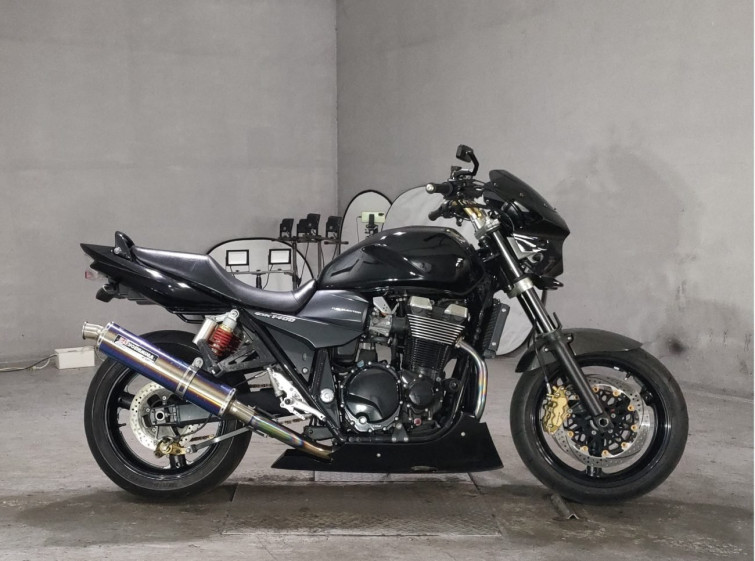 Мотоцикл Suzuki GSX1400 с пробегом 25168 km