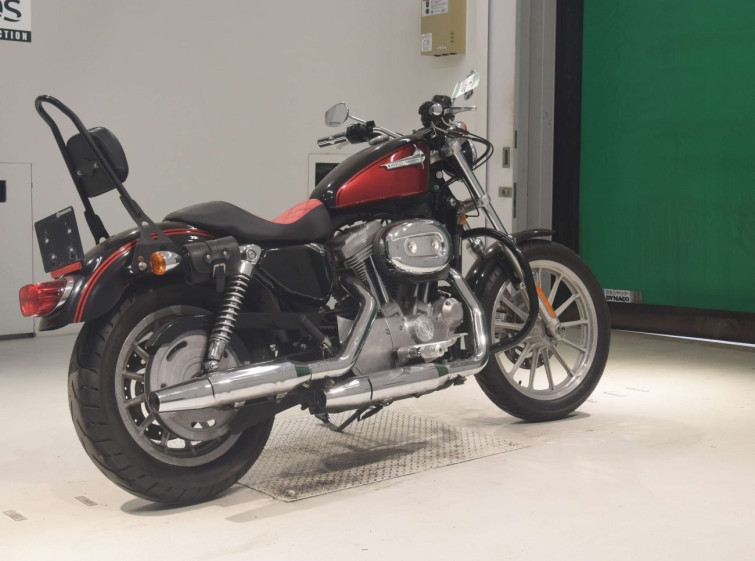 Мотоцикл HD SPORTSTER XL883 с пробегом 13879 km с пробегом 13879 km