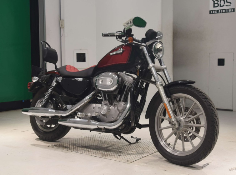 Мотоцикл HD SPORTSTER XL883 с пробегом 13879 km с пробегом 13879 km