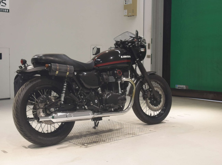 Мотоцикл Kawasaki W800 з пробігом 10001 km з пробігом 10001 km