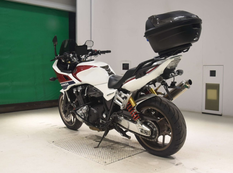 Мотоцикл Honda CB1300SF BOLDOR з пробігом 26802 km з пробігом 26802 km