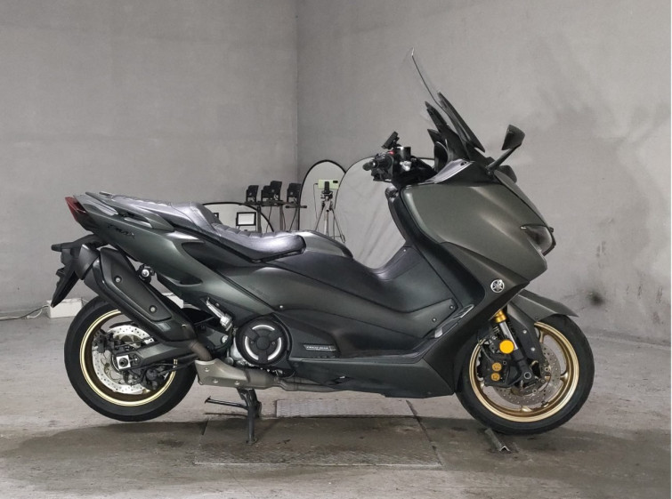 Мотоцикл Yamaha T-MAX560 с пробегом 21666 km