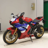 Мотоцикл Honda CBR1000RR SP з пробігом 3673 km з пробігом 3673 km