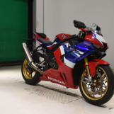 Мотоцикл Honda CBR1000RR SP з пробігом 3673 km з пробігом 3673 km