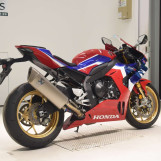 Мотоцикл Honda CBR1000RR SP з пробігом 3673 km з пробігом 3673 km