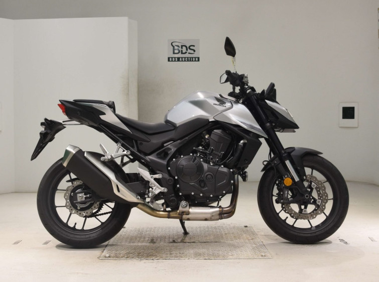 Мотоцикл Honda CB750 с пробегом 2644 km