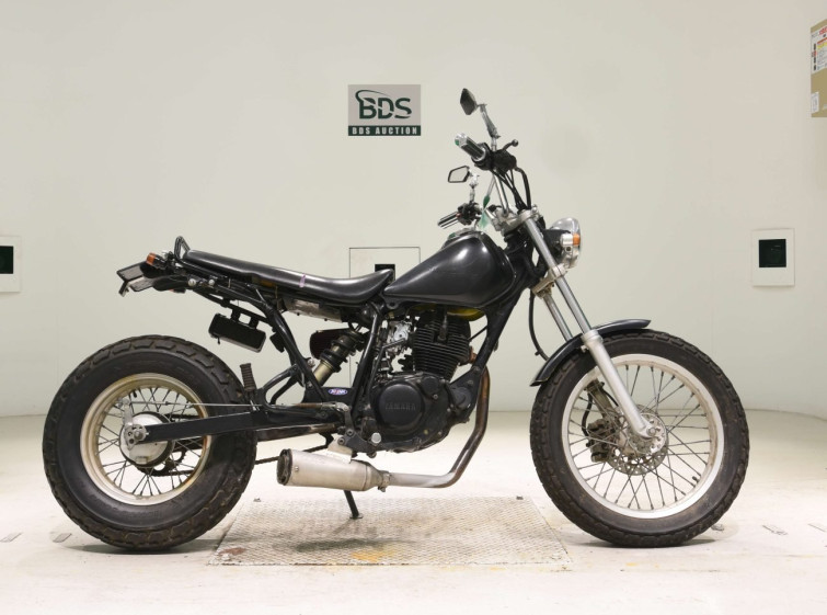 Мотоцикл Yamaha TW200E с пробегом 29378 km