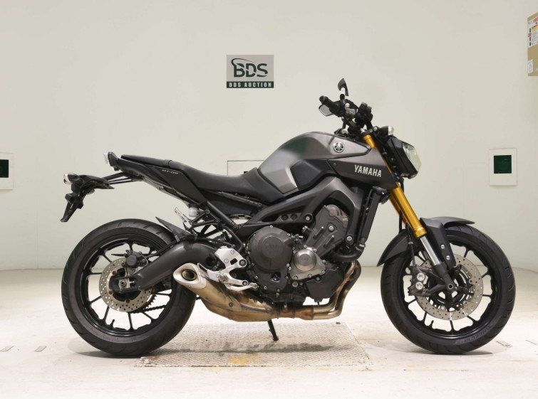 Мотоцикл Yamaha MT-09 с пробегом 71349 km