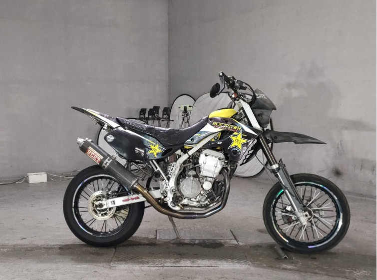 Мотоцикл Kawasaki D-TRACKER250