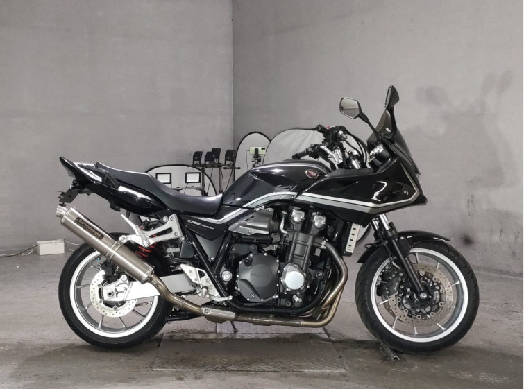 Мотоцикл Honda CB1300SF BOLDOR с пробегом 19071 km
