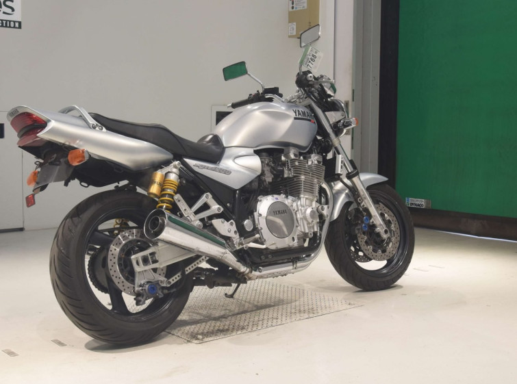 Мотоцикл Yamaha XJR1300 с пробегом 37017 km с пробегом 37017 km