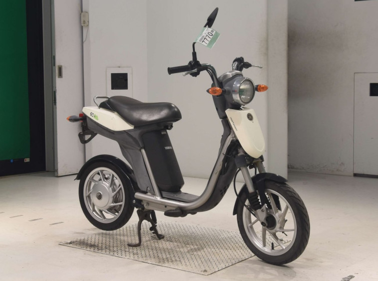 Мотоцикл Yamaha EC-03 с пробегом 22093 km с пробегом 22093 km