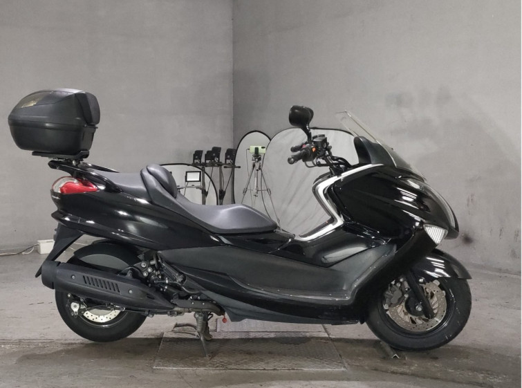 Мотоцикл Yamaha MAJESTY 250 з пробігом 33686 km