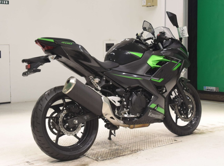 Мотоцикл Kawasaki NINJA400 з пробігом 3102 km з пробігом 3102 km