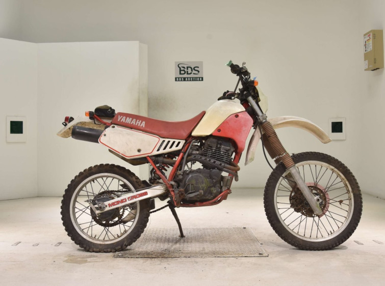Мотоцикл Yamaha TT250