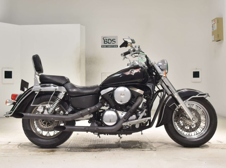 Мотоцикл Kawasaki VULCAN1500 CLASSIC з пробігом 26397 km з пробігом 26397 km