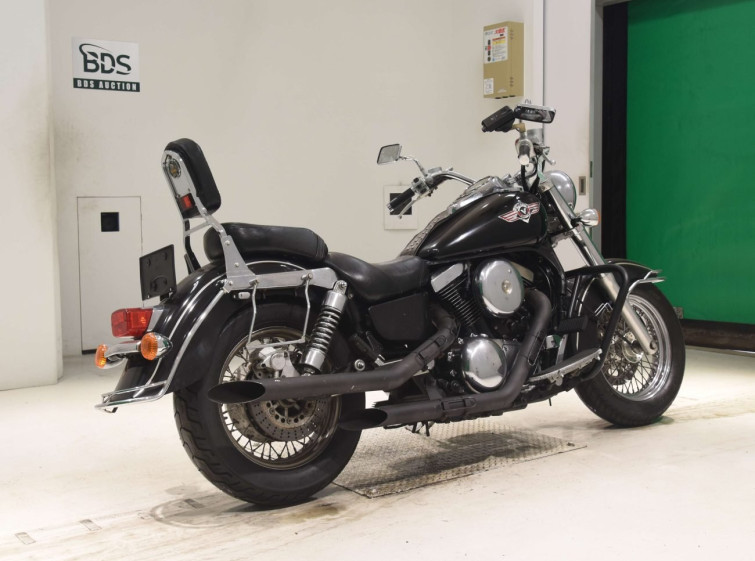 Мотоцикл Kawasaki VULCAN1500 CLASSIC з пробігом 26397 km з пробігом 26397 km
