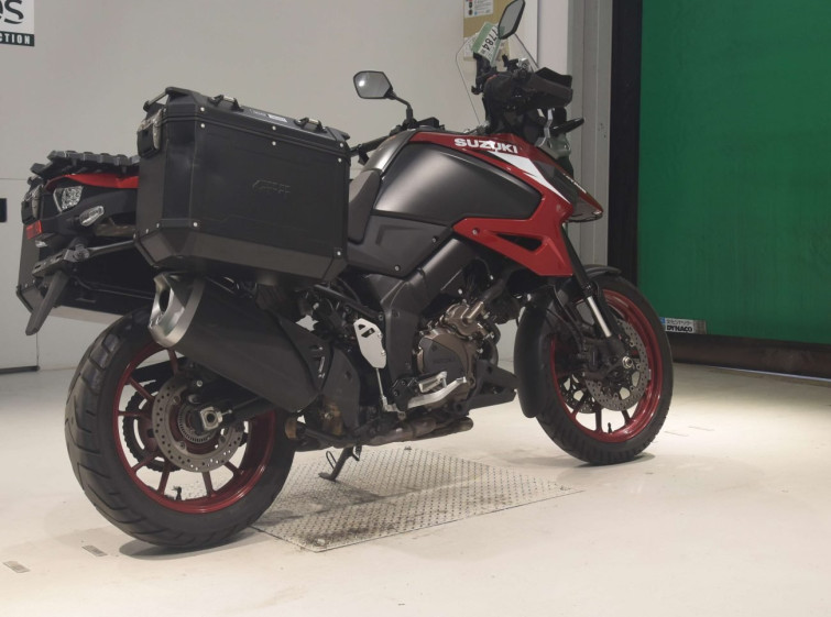 Мотоцикл Suzuki V-STROM DL1050XT з пробігом 22343 km з пробігом 22343 km