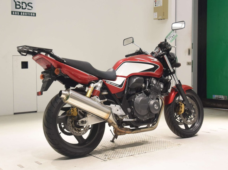 Мотоцикл Honda CB400SFV с пробегом 80338 km с пробегом 80338 km