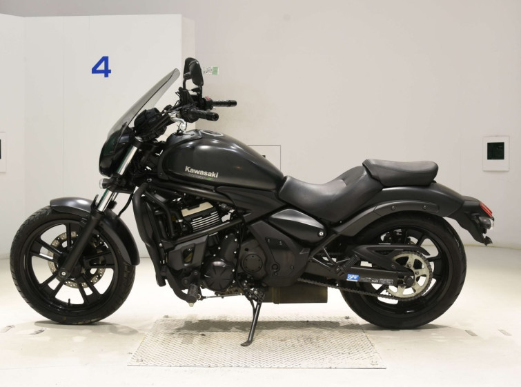 Мотоцикл Kawasaki VULCAN650S з пробігом 14143 km з пробігом 14143 km