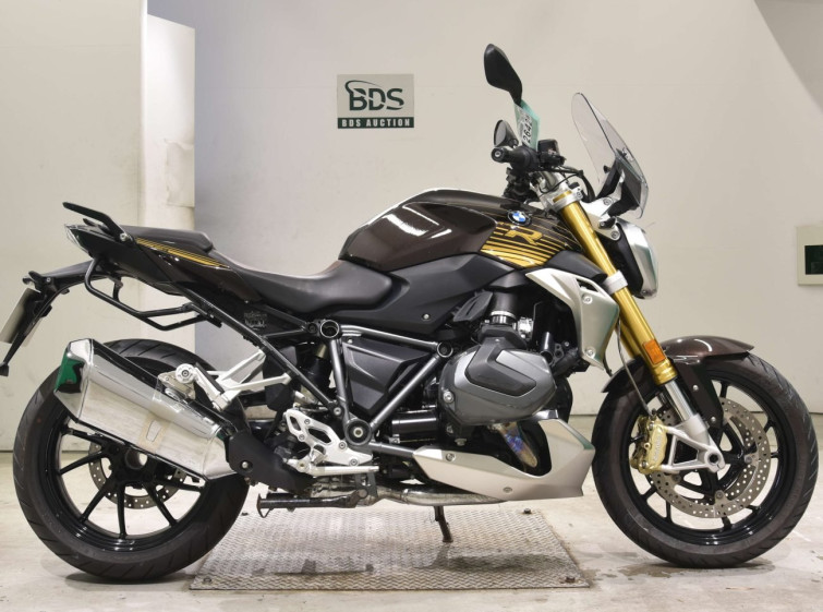 Мотоцикл BMW R1250R с пробегом 2242 km