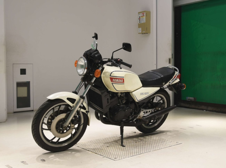 Мотоцикл Yamaha RZ250 з пробігом 7357 km з пробігом 7357 km