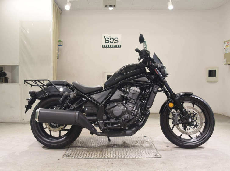 Мотоцикл Honda REBEL CMX1100 з пробігом 7781 km