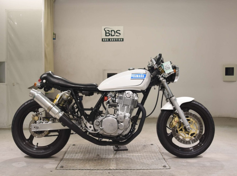 Мотоцикл Yamaha SR400 з пробігом 5971 km