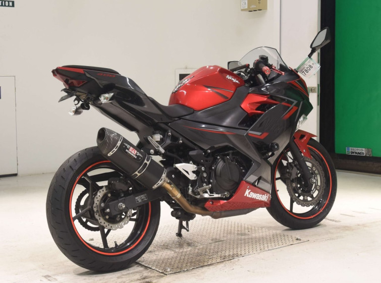 Мотоцикл Kawasaki NINJA400 з пробігом 18904 km з пробігом 18904 km
