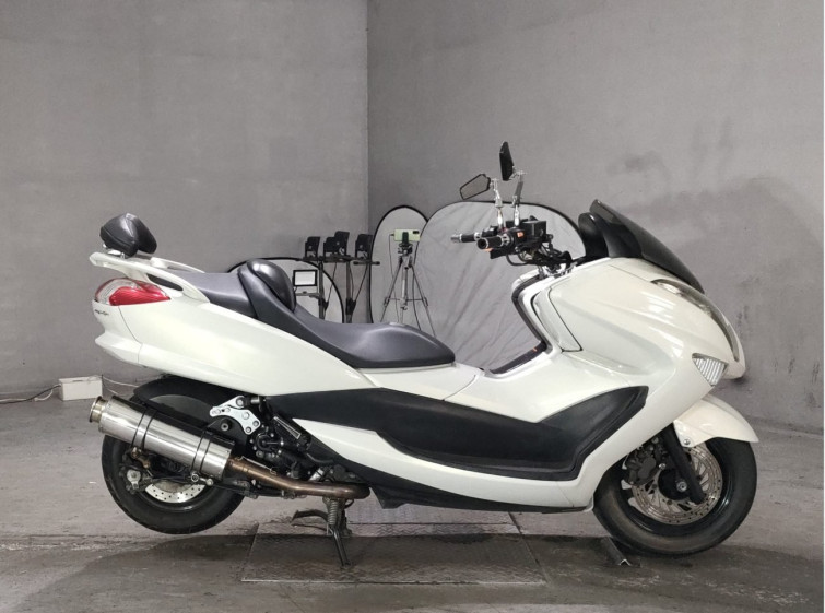 Мотоцикл Yamaha MAJESTY 250 з пробігом 18800 km