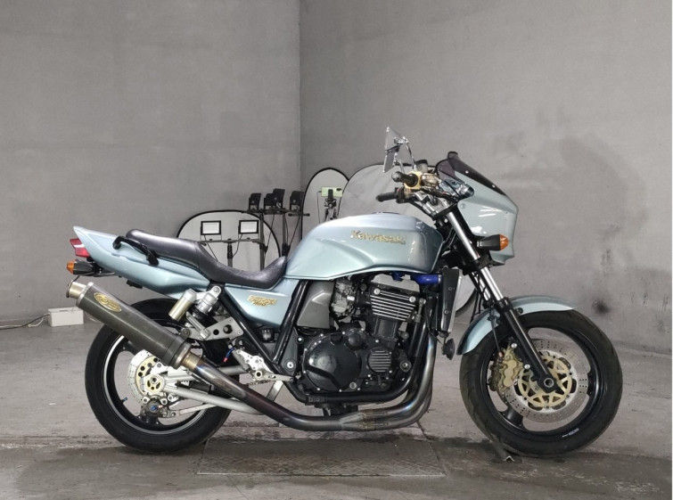 Мотоцикл Kawasaki ZRX1100 с пробегом 9897 km