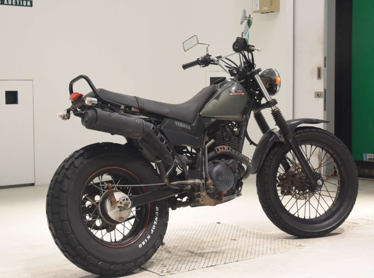 Мотоцикл Yamaha TW225 з пробігом 31428 km з пробігом 31428 km