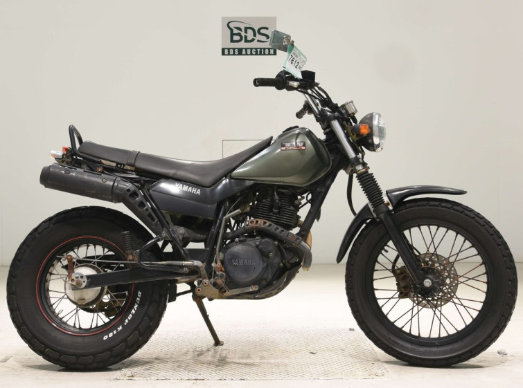 Мотоцикл Yamaha TW225 з пробігом 31428 km з пробігом 31428 km