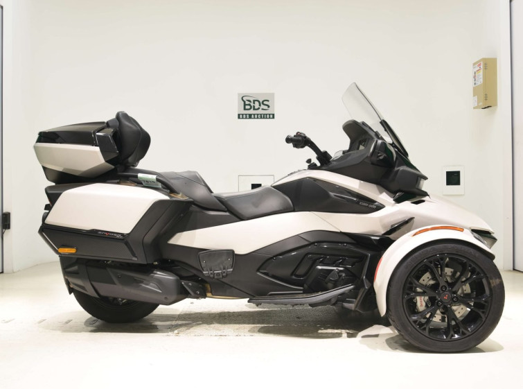 Мотоцикл Can-Am SPIDER RT LIMITED з пробігом 3030 km з пробігом 3030 km