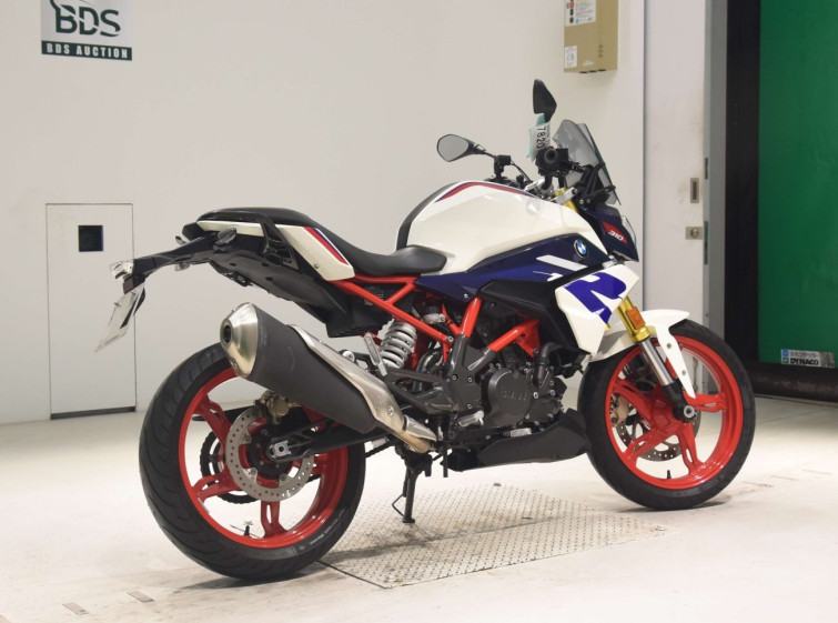 Мотоцикл BMW G310R з пробігом 17769 km з пробігом 17769 km