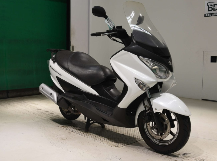 Мотоцикл Suzuki BURGMAN200 з пробігом 80017 km з пробігом 80017 km
