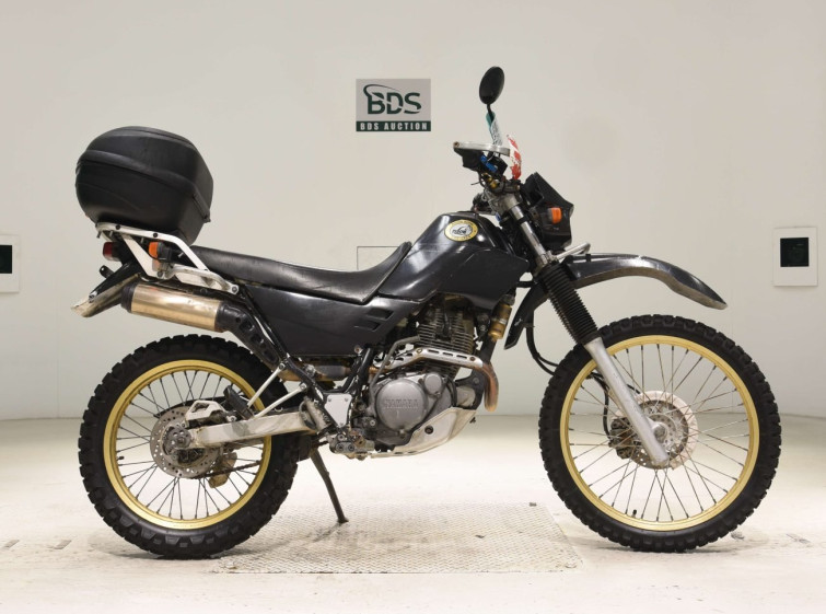 Мотоцикл Yamaha SEROW XT225 с пробегом 55069 km с пробегом 55069 km