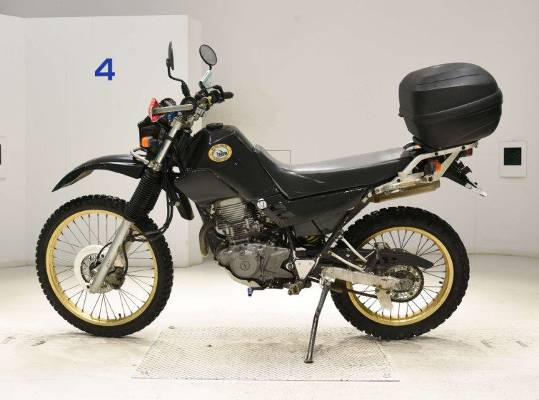 Мотоцикл Yamaha SEROW XT225 с пробегом 55069 km с пробегом 55069 km